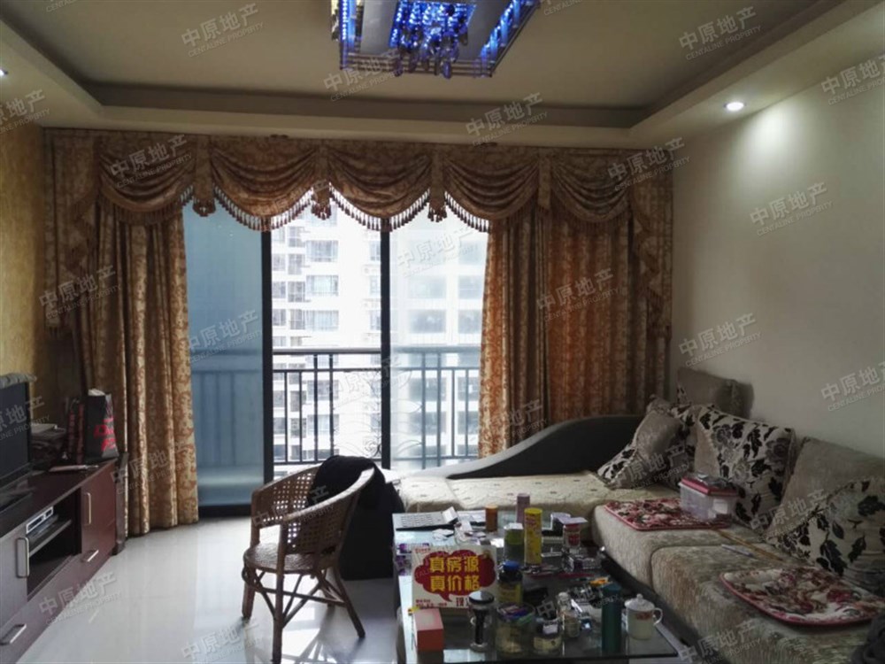 富康豪庭位于塘厦新区,万科金色城市 旁边.